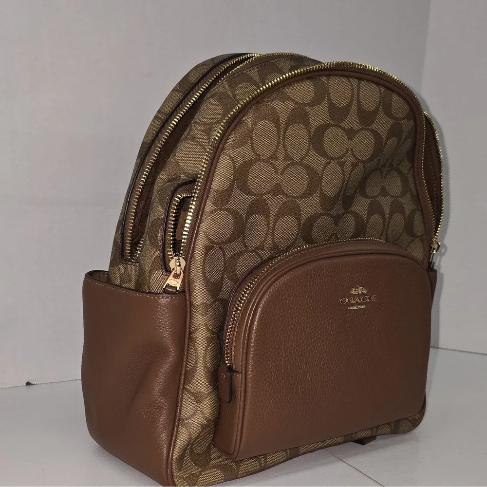 Coach Signature Backpack Brown Tan Gold Hardware Zip Closure Front Zip Pocket
